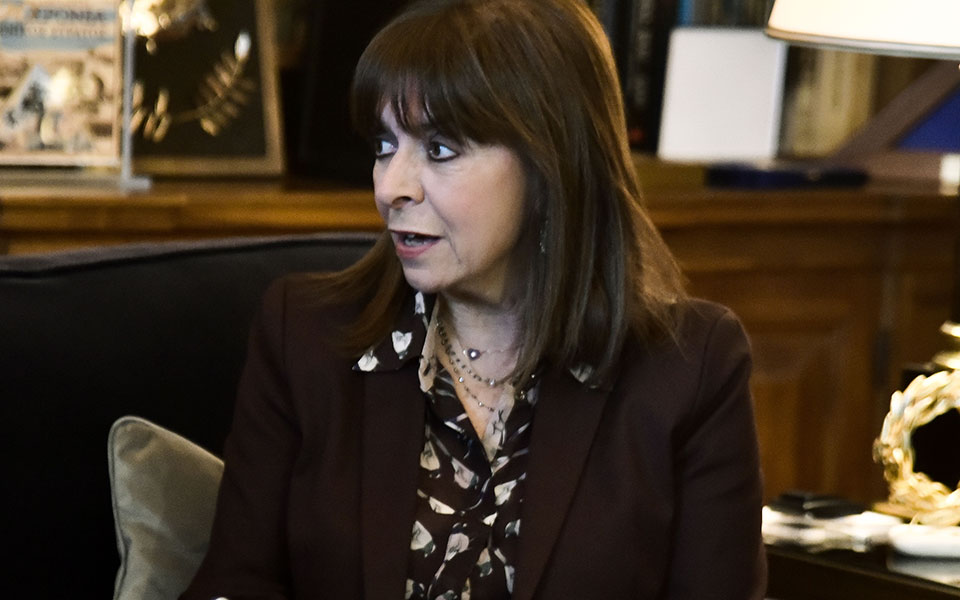 πτώση-φάντομ-στις-κηδείες-των-δύο-χειρ-562257508