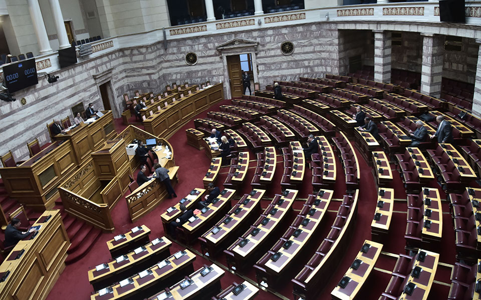 ψηφίζεται-στη-βουλή-η-τροπολογία-που-562267936