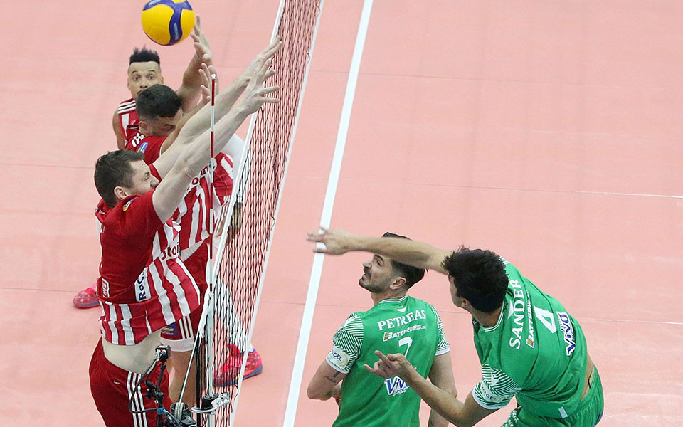 βόλεϊ-ένα-ντέρμπι-πουδεν-μοιάζει-με-562279396