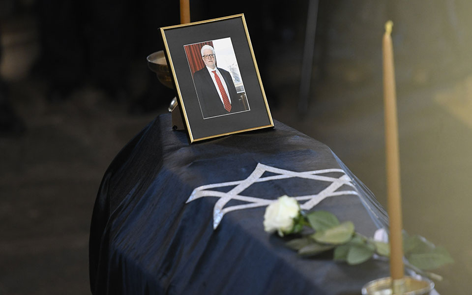 μωυσής-ελισάφ-σε-κλίμα-συγκίνησης-το-562287100