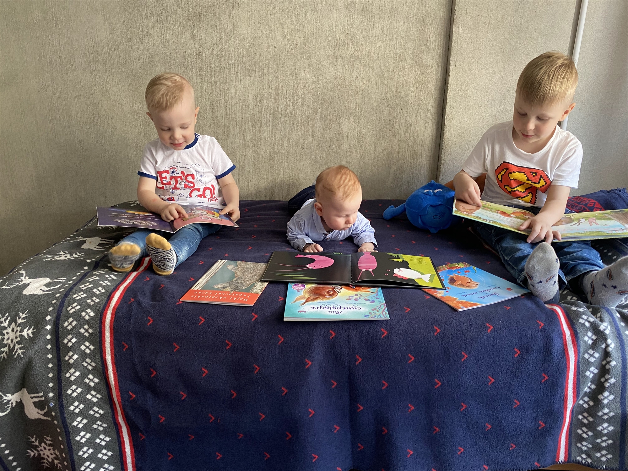 οι-επίμονοι-εκδότες-του-πολέμου-562288915