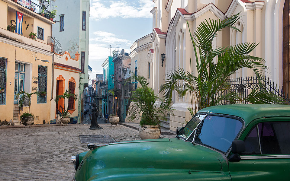 52 προορισμοί για το 2023-17