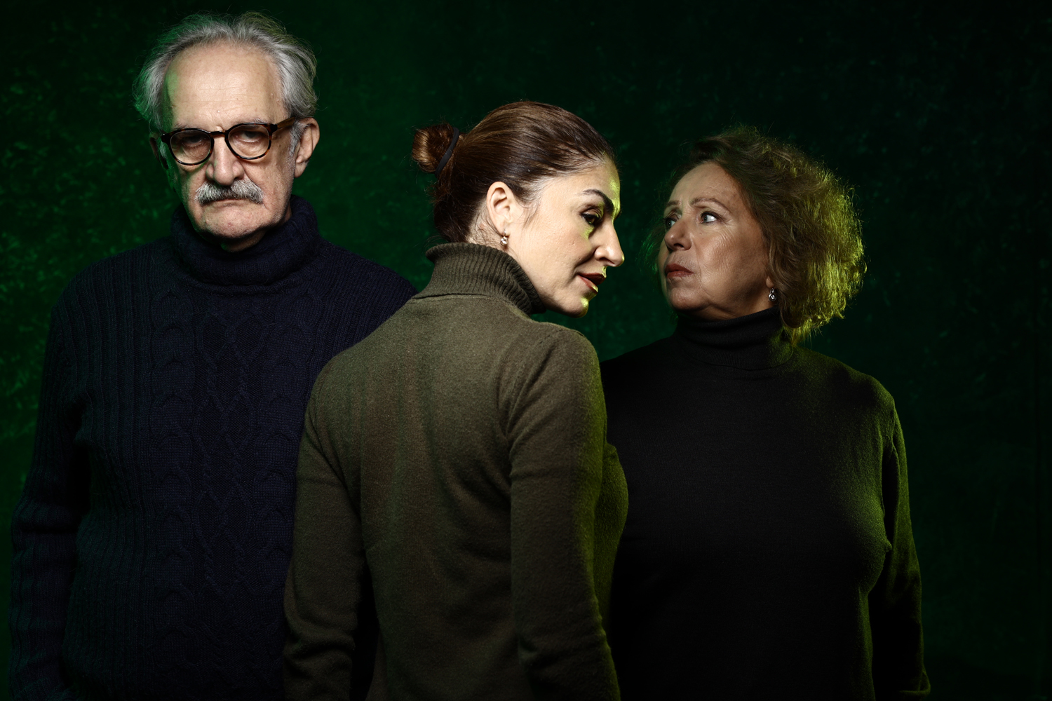 ανάμεσα-στον-χάρακα-και-στο-χάος-562295566