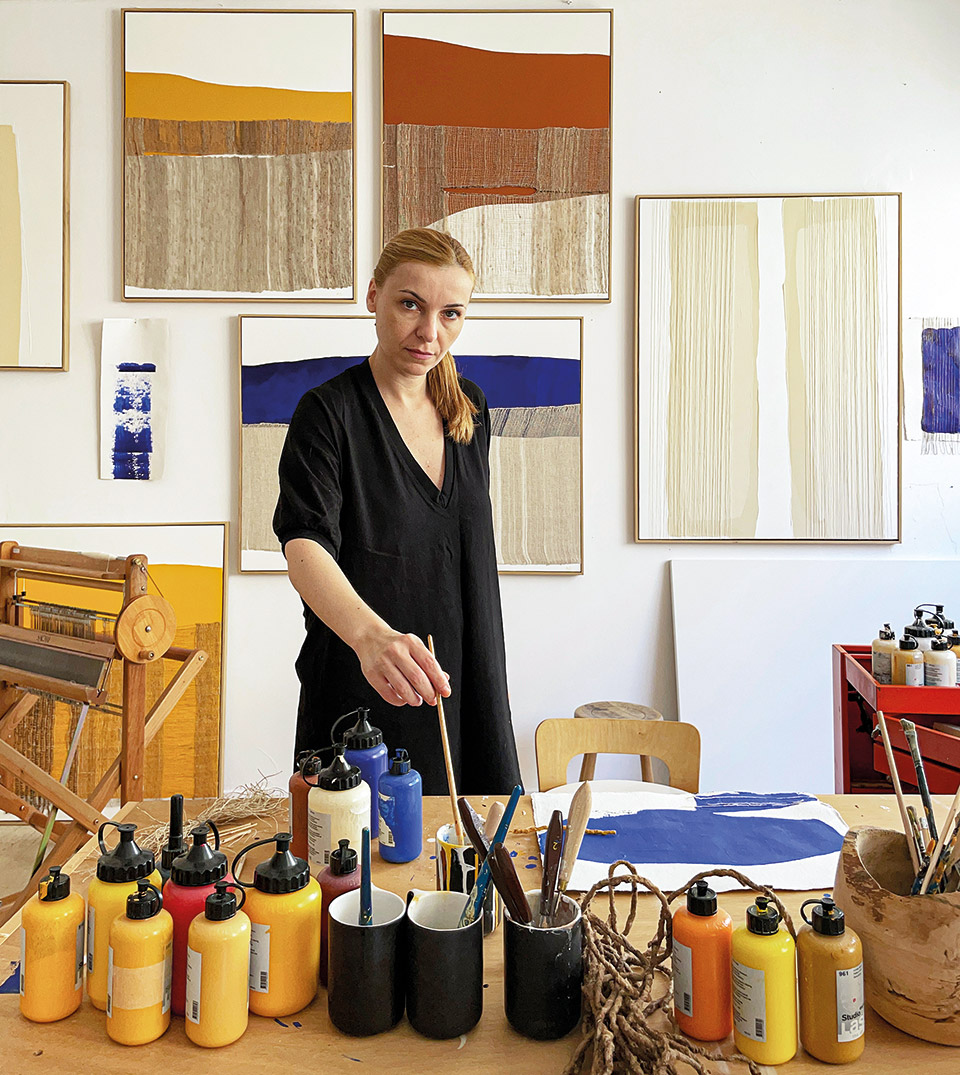 Έξι Ελληνίδες fiber artists που δημιουργούν τέχνη με βελόνες και αργαλειούς-3