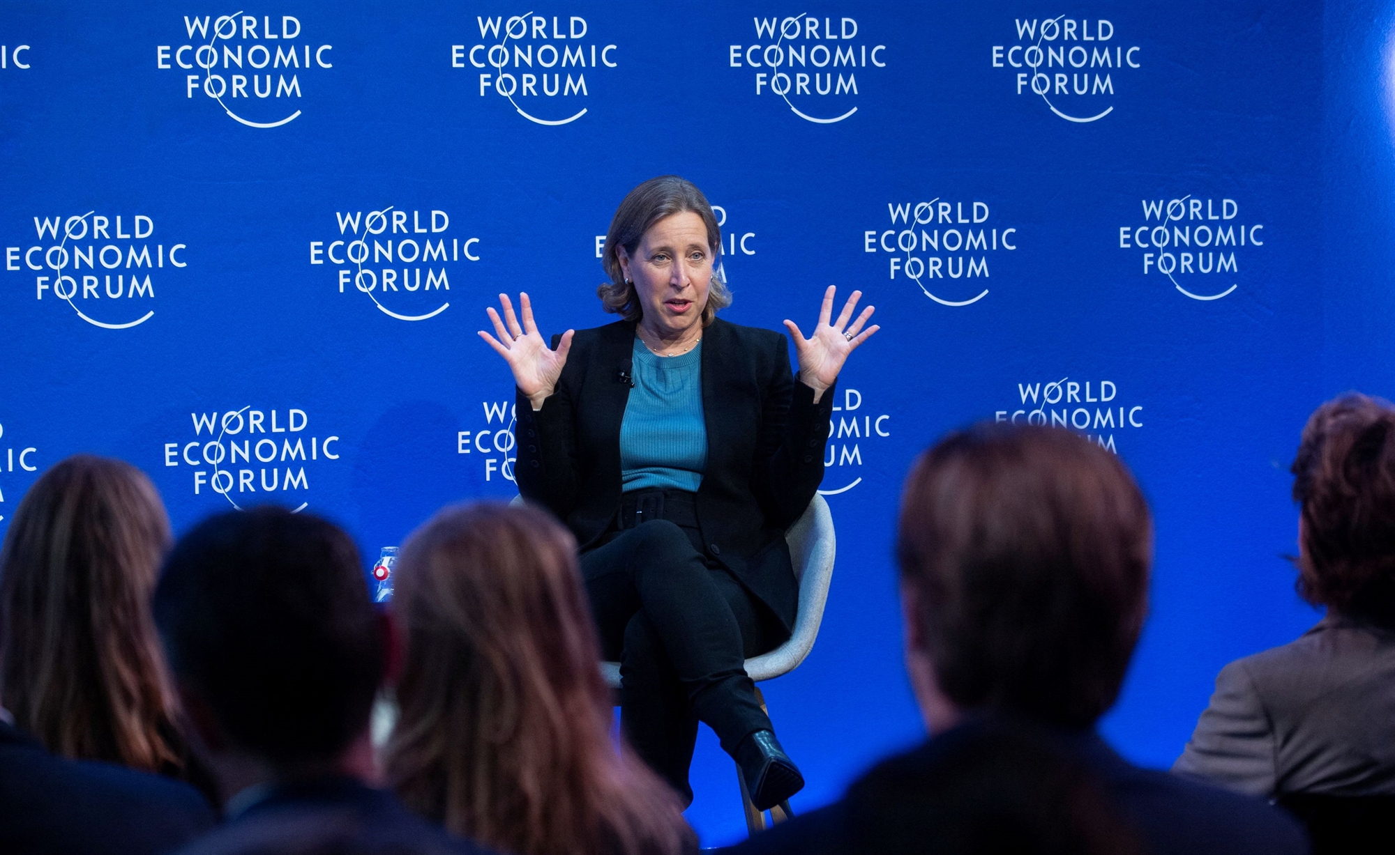 παραιτείται-η-ισχυρά-κυρία-του-youtube-562285021