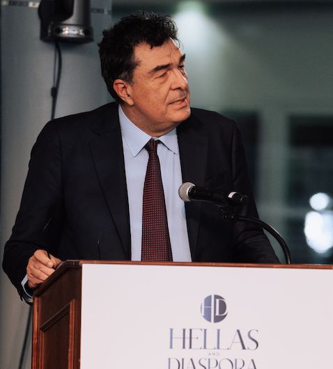 Ο Ελληνοαμερικανός ευεργέτης Αντζελο Τσακόπουλος τιμήθηκε με το βραβείο «Ηγέτης»-2