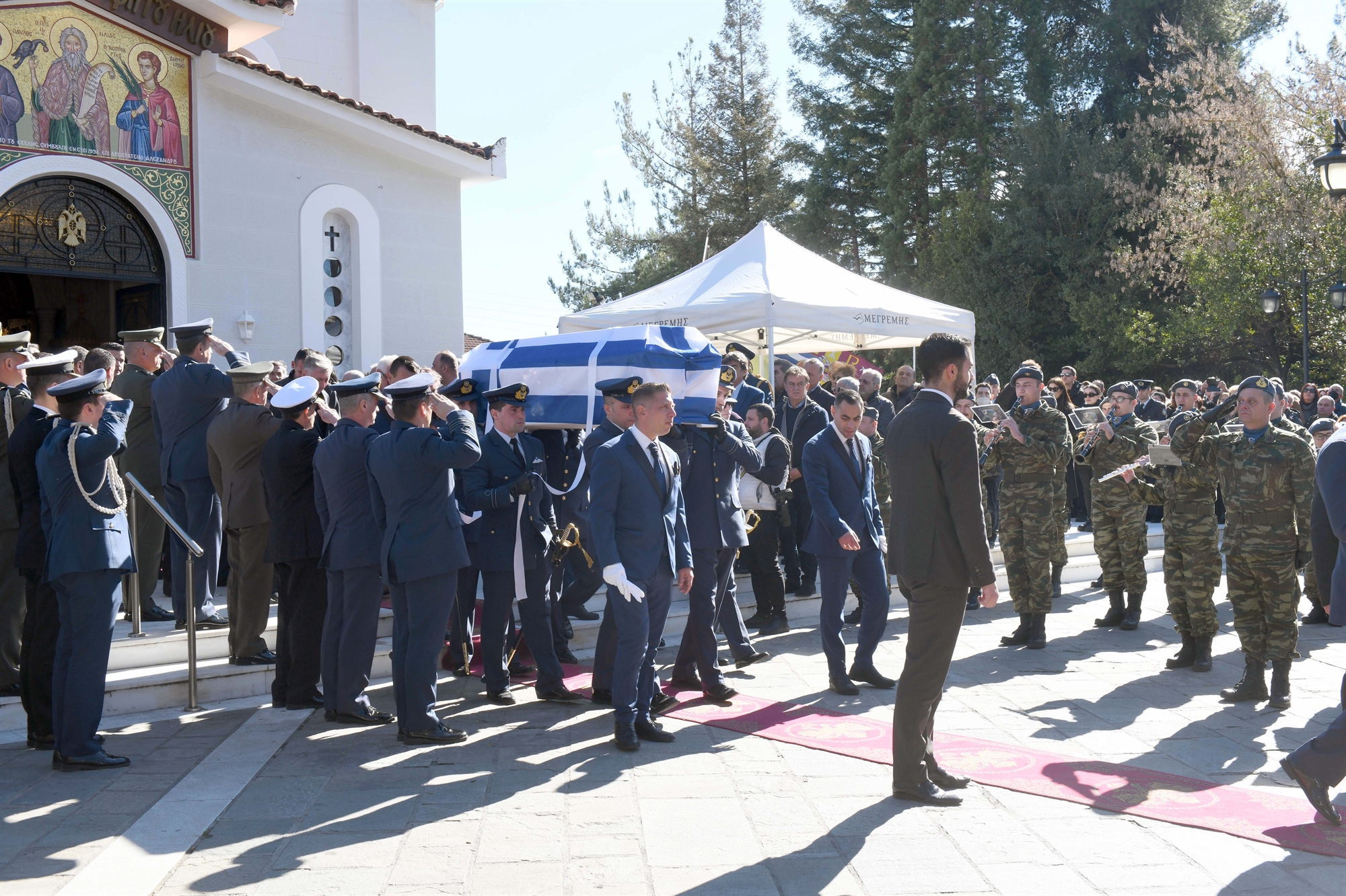 έγινες-ο-ίκαρος-της-καρδιάς-μας-562259515