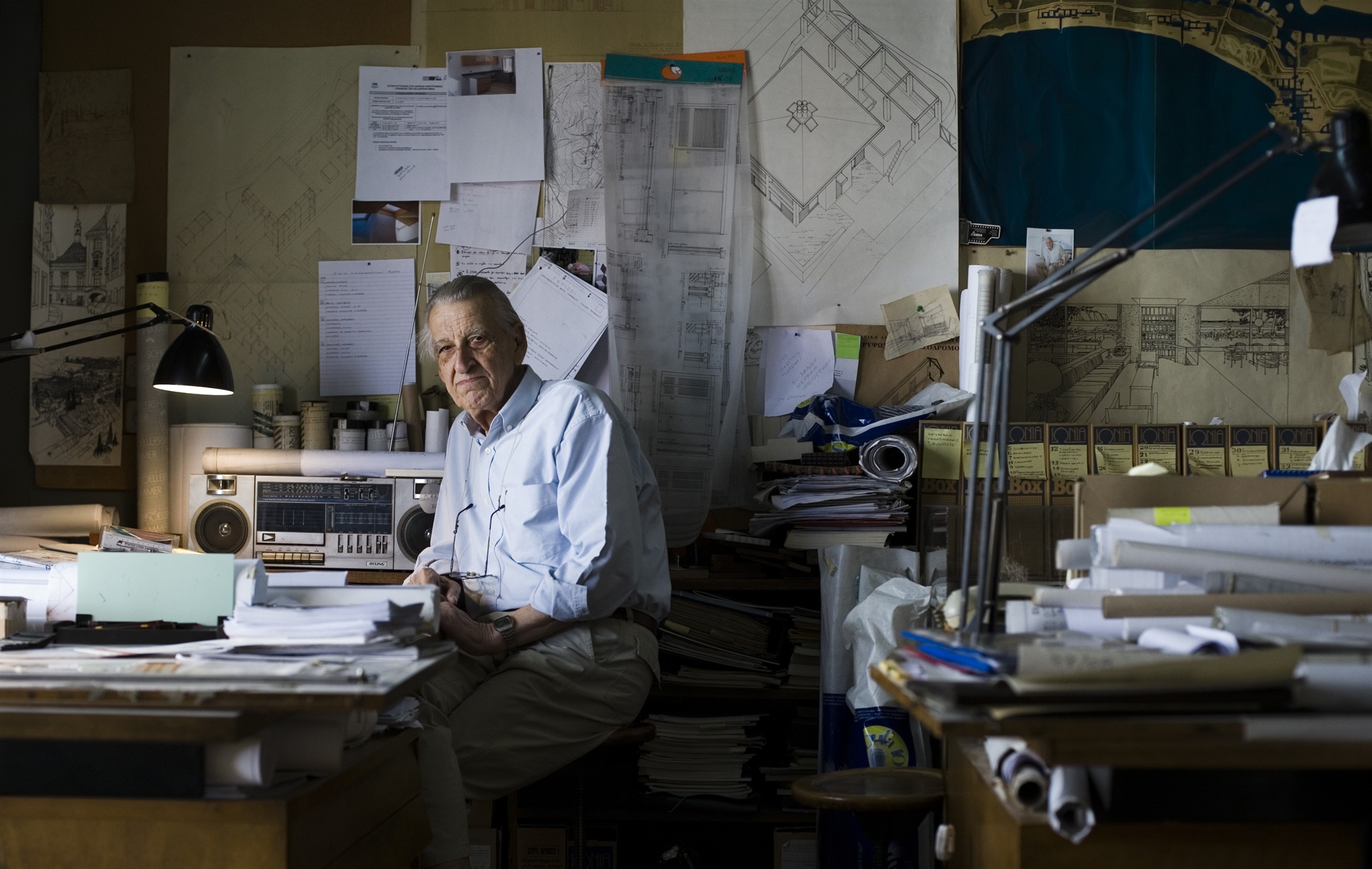 κ-δεκαβάλλας-ένας-διανοητής-της-αρχιτ-562288942