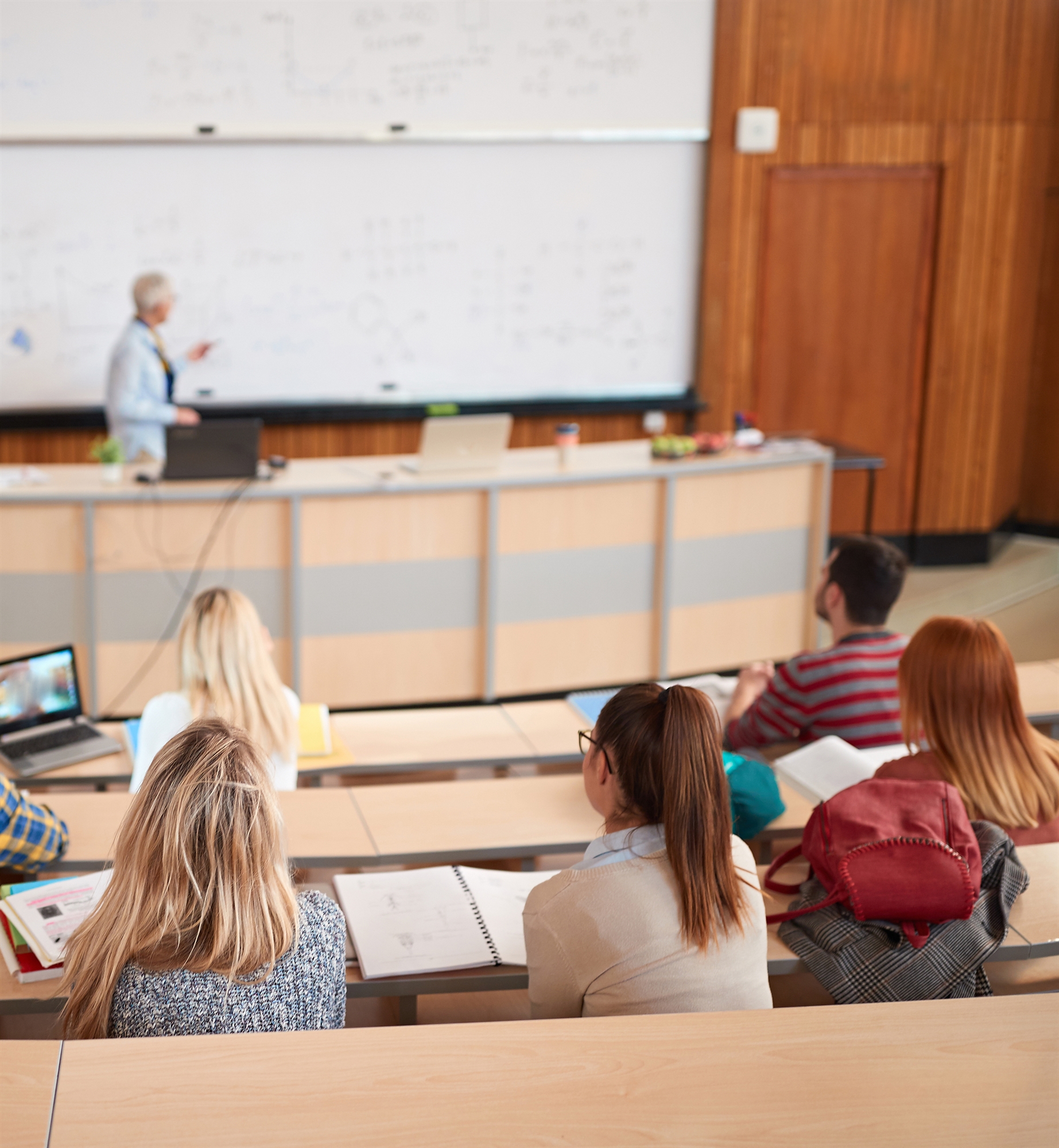 σύμπραξη-εμπ-και-γεκ-τερνα-σε-μεταπτυχ-562280914