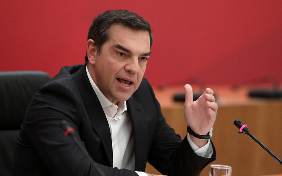 τσίπρας-ο-μητσοτάκης-στέρησε-7-δισ-ευρ-562282192