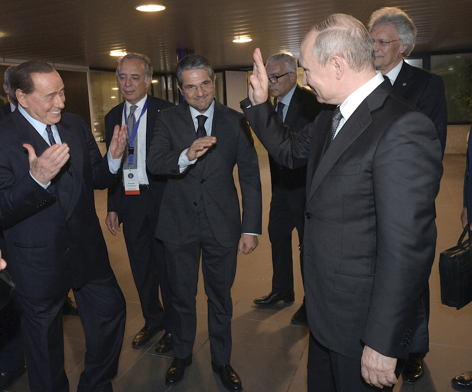 κίεβο-κατά-μπερλουσκόνι-τον-κατηγορε-562276108