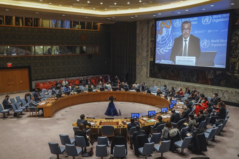 κόντρα-ηπα-ρωσίας-με-φόντο-έκθεση-το-562263652