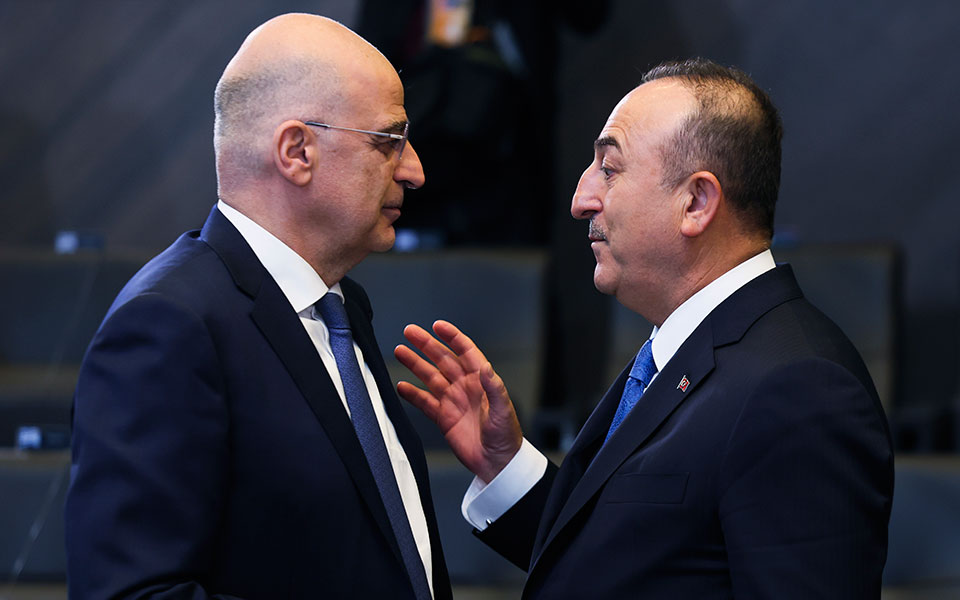 στην-τουρκία-ο-δένδιας-μεταβαίνει-σ-562275118