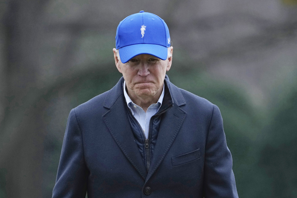 στο-41-η-δημοτικότητα-του-τζο-μπάιντεν-π-562267045