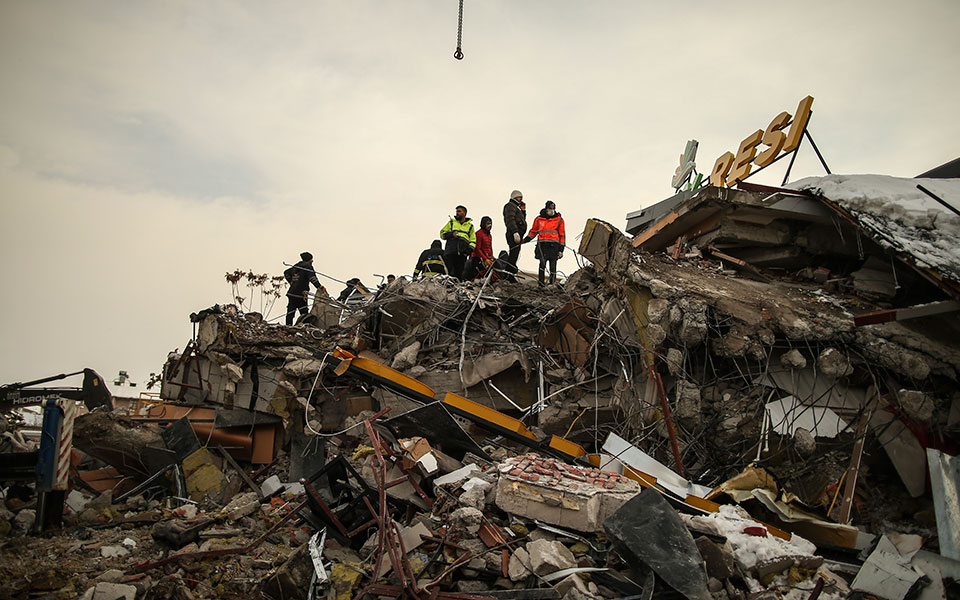 σεισμός-σε-τουρκίασυρία-αρχιμανδρί-562267957