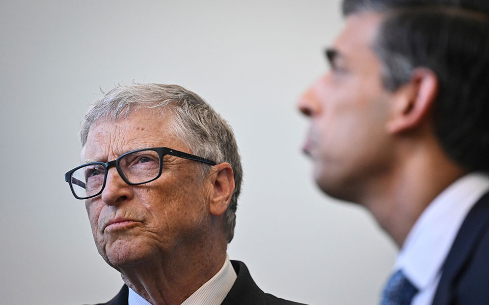 ένα-chatbot-πήρε-συνέντευξη-από-τον-μπιλ-γκέι-562286824