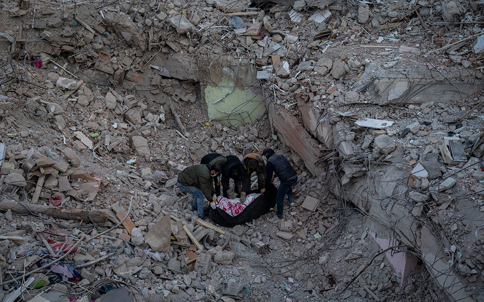 σεισμός-στην-τουρκία-πώς-εξηγούνται-ο-562281598