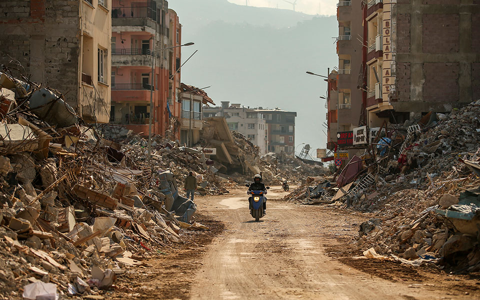 τουρκία-διευρύνονται-οι-έρευνες-για-ε-562293463