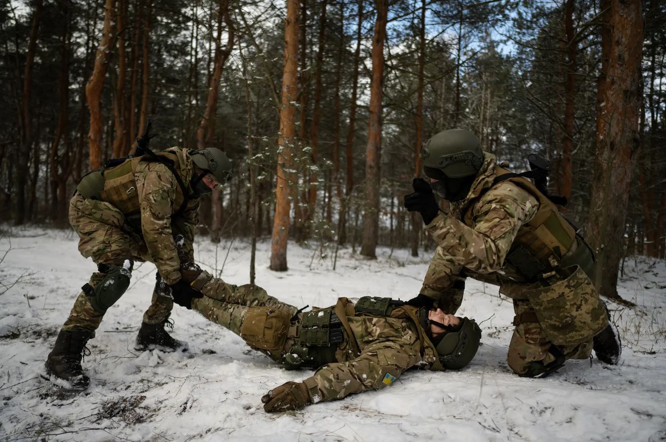 H Λεγεώνα της «Ελεύθερης Ρωσίας» που πολεμά με τους Ουκρανούς και θέλει να ρίξει τον Πούτιν-3