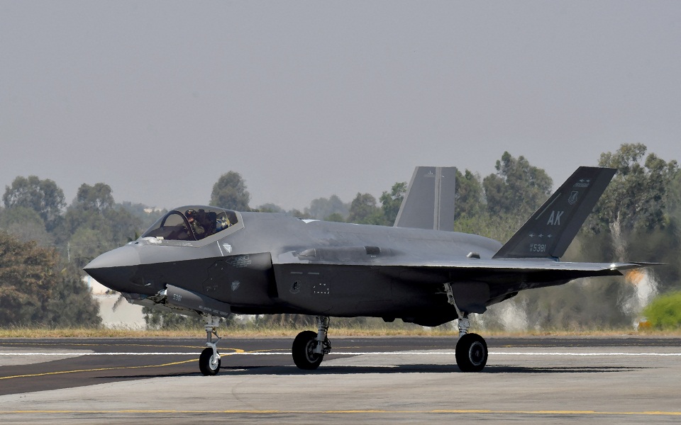 ολλανδικά-f-35-αναχαιτίζουν-ρωσικά-στρατ-562276825