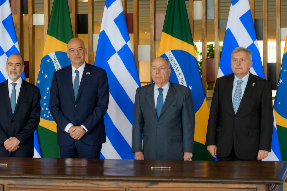 ο-νίκος-δένδιας-στη-βραζιλία-yπογραφή-σ-562265035