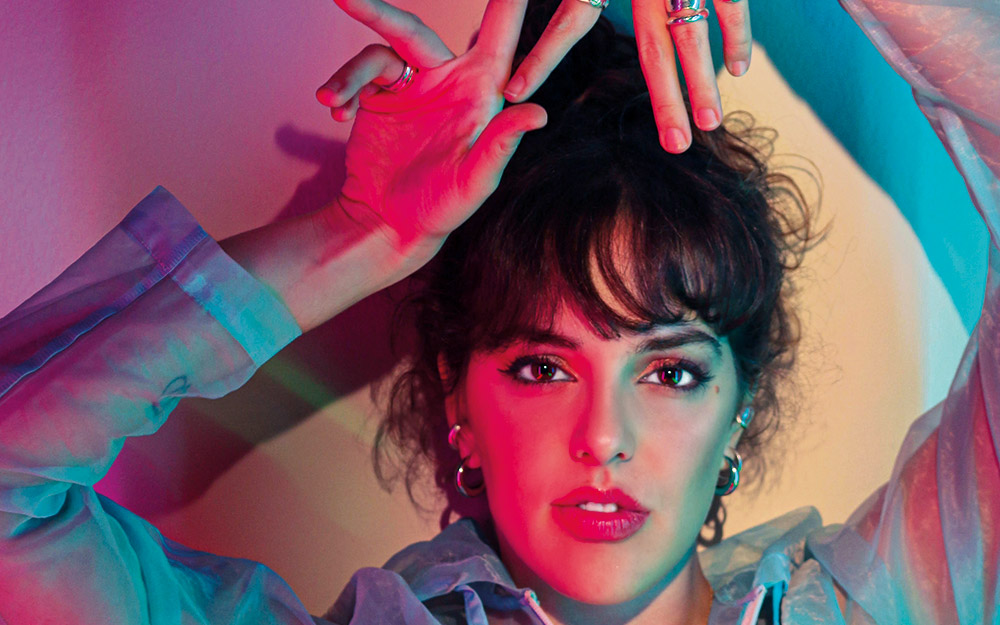 challice-κάθε-τραγούδι-της-μια-φανταστική-πε-562264813