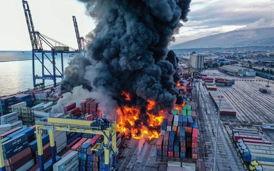 Σεισμός σε Τουρκία-Συρία: Αγωνία στα χαλάσματα – Αλλεπάλληλες δονήσεις-5