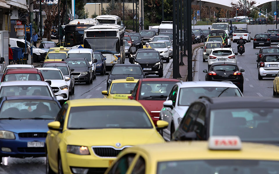 καθαρά-δευτέρα-ξέκινησε-η-έξοδος-σε-562296817