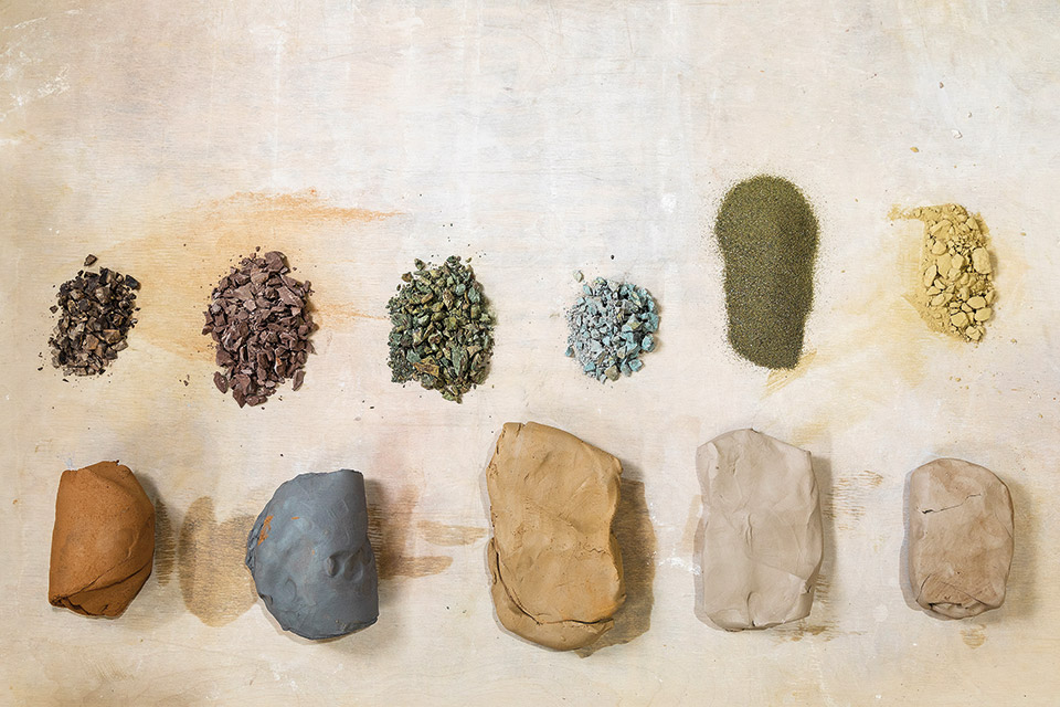 Ο Γιώργος Βαβάτσης μετατρέπει ορυκτά σε έργα τέχνης-3