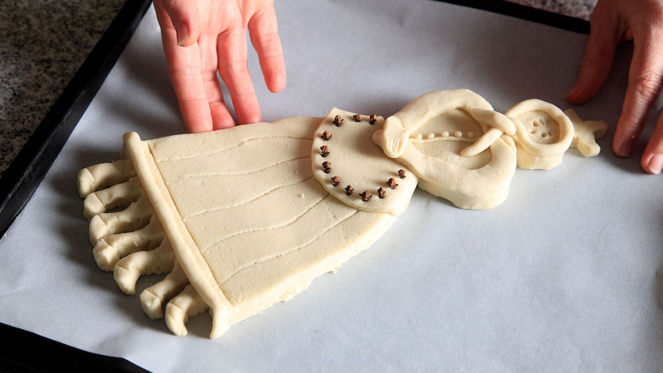 φτιάχνουμε-την-κυρά-σαρακοστή-βήμα-βή-562298119