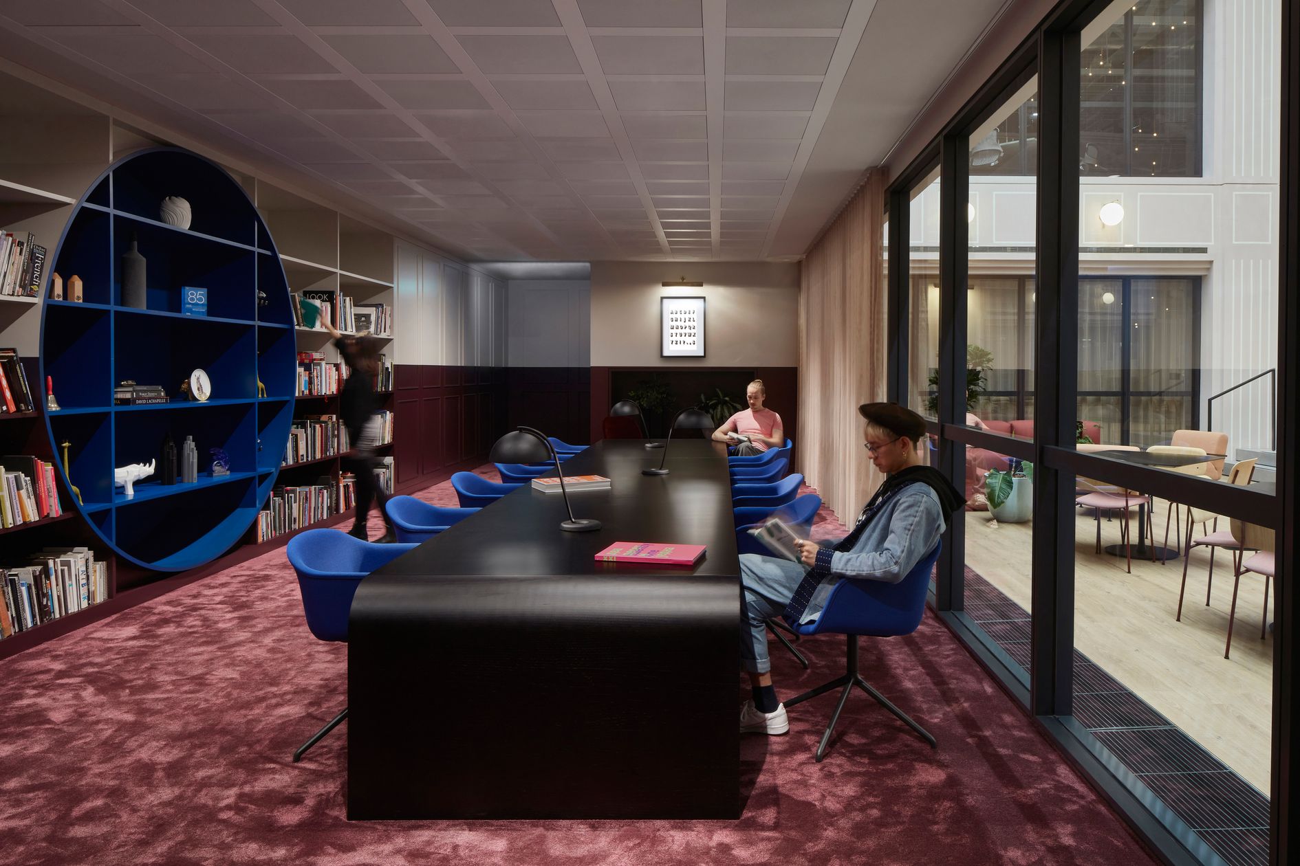 Σαν σαλόνι σπιτιού – Το νέο μοντέλο υβριδικής εργασίας αλλάζει την αρχιτεκτονική γραφείου-2