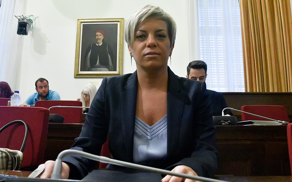 σ-νικολάου-οι-έρευνες-της-οικονομικής-562299229