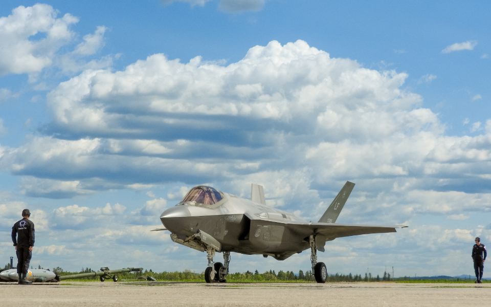 ηπα-πράσινο-από-μενέντεζ-για-την-πώλ-562267816