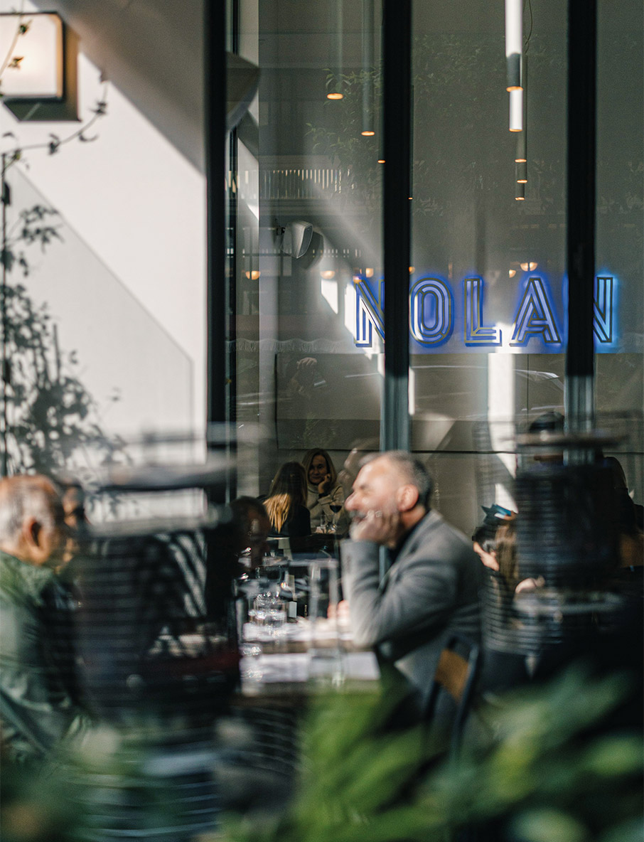 15 στάσεις στην οδό Απόλλωνος, για φαγητό και shopping-3