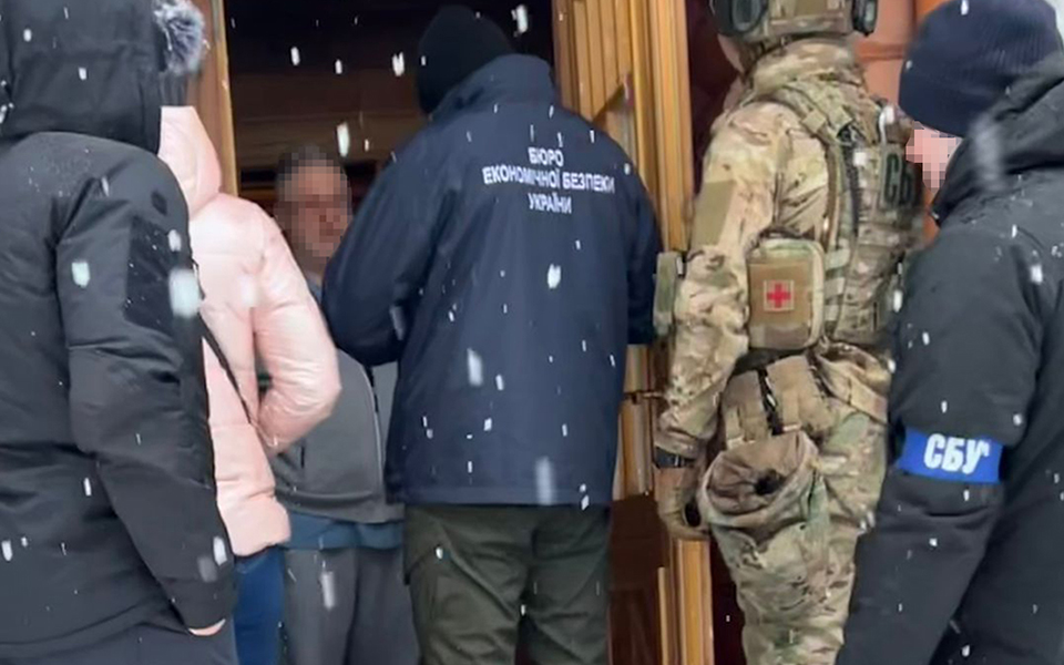 ουκρανία-έφοδοι-σε-σπίτια-ολιγάρχη-κα-562257517