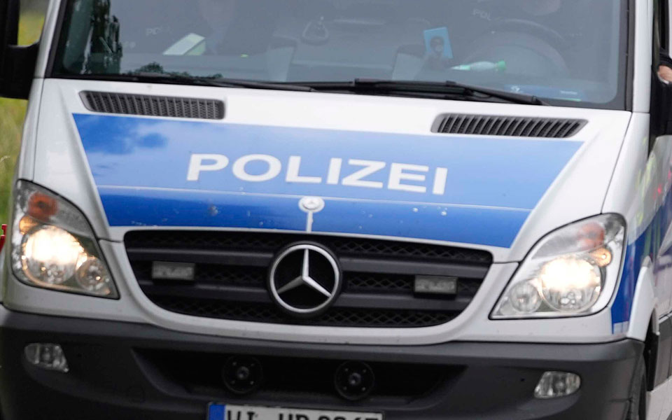 γερμανία-έφοδος-της-αστυνομίας-σε-σπί-562292392