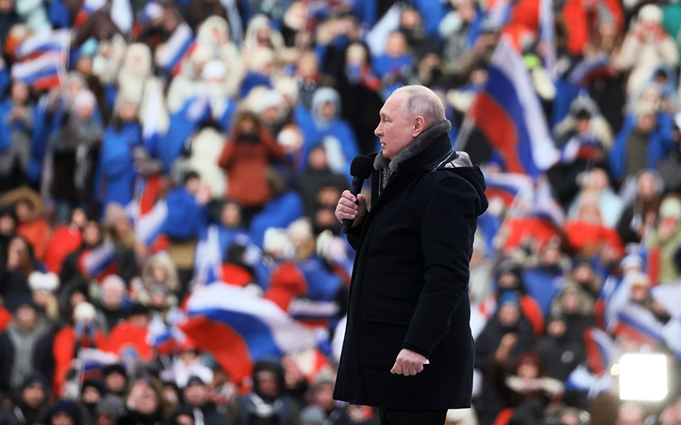 ρωσία-φιέστα-πούτιν-είμαστε-περήφα-562292074