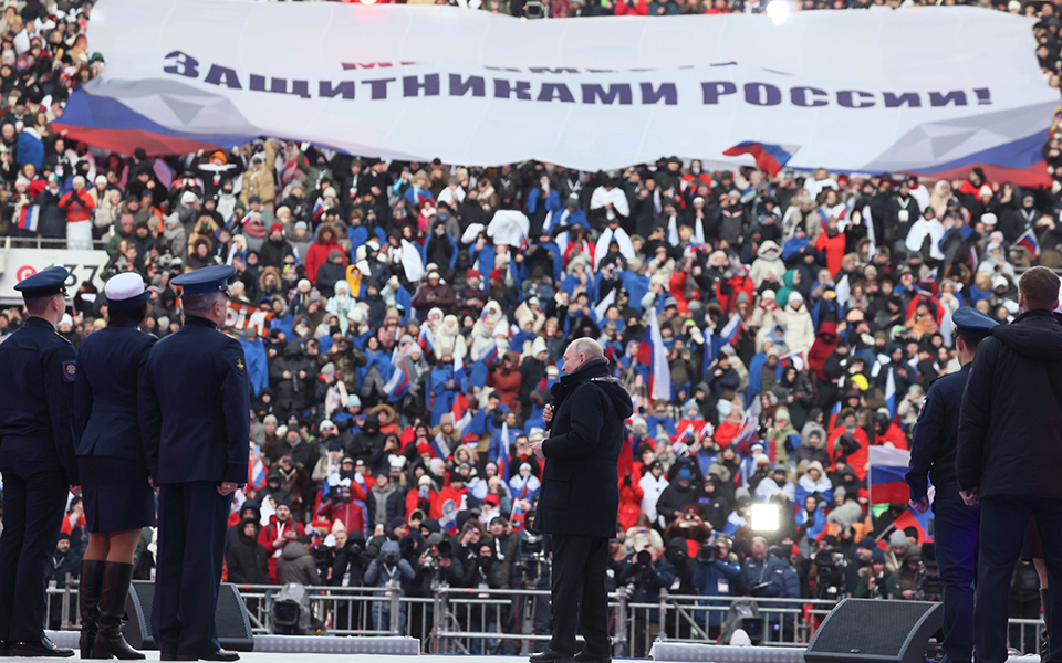 Ρωσία: Φιέστα Πούτιν – «Είμαστε περήφανοι για όσους πολεμούν στην Ουκρανία»-1