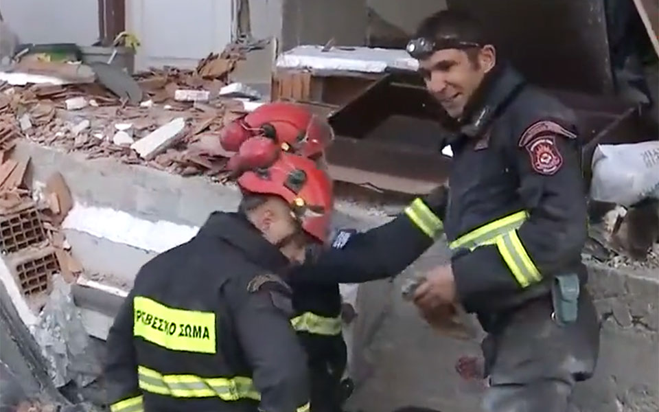 σεισμός-στην-τουρκία-η-εμακ-επιχειρεί-562270045