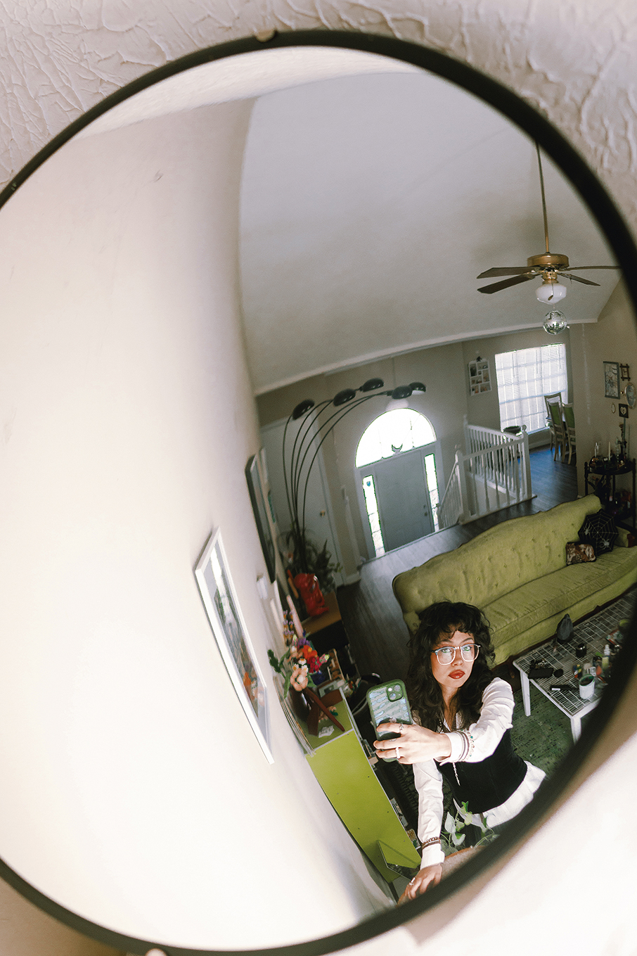 Τι κρύβεται πίσω από μια selfie;-1