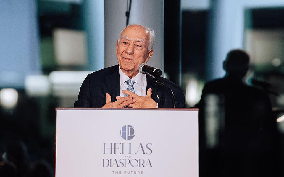 Ουάσιγκτον: Το βραβείο «ηγέτης» στον Άγγελο Τσακόπουλο – Το παρέδωσε η Νάνσυ Πελόζι-8