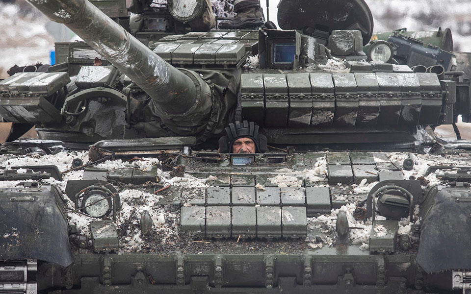 πόλεμος-στην-ουκρανία-εξοπλιστικός-π-562280293