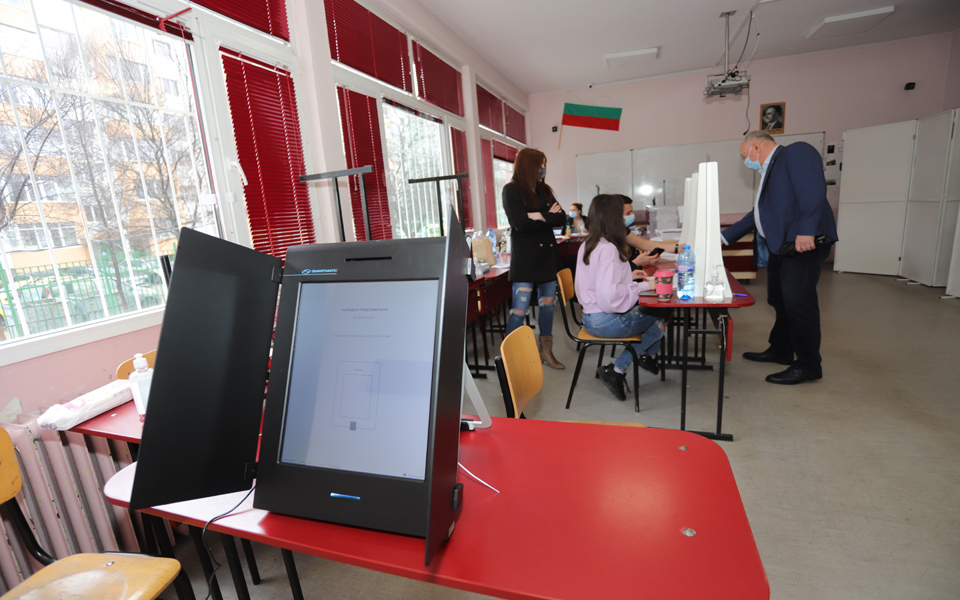 βουλγαρία-στις-κάλπες-για-πέμπτη-φορά-562259479