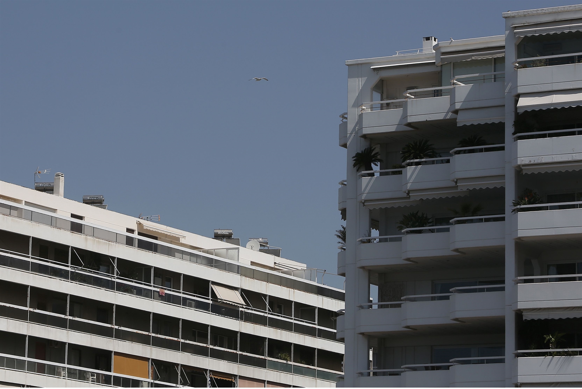 σε-δαπάνες-στέγασης-το-342-του-διαθέσιμο-562283212