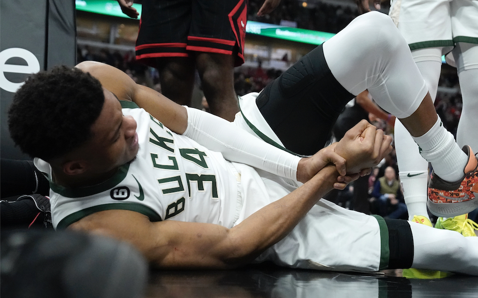 γιάννης-αντετοκούνμπο-στη-νέα-υόρκη-γ-562288279