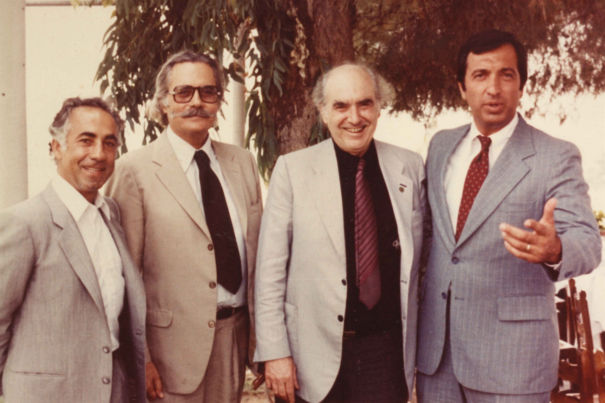 Οταν ο Κλίντον σήκωσε το τηλέφωνο…-3