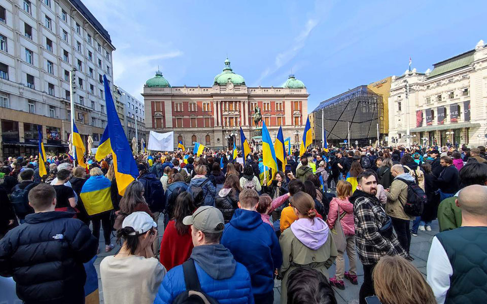 σερβία-πορεία-στο-βελιγράδι-υπέρ-της-ο-562296643