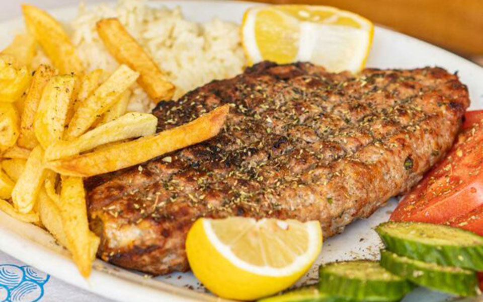 το-μισόκιλο-μπιφτέκι-το-γεμιστό-του-ζά-562297228