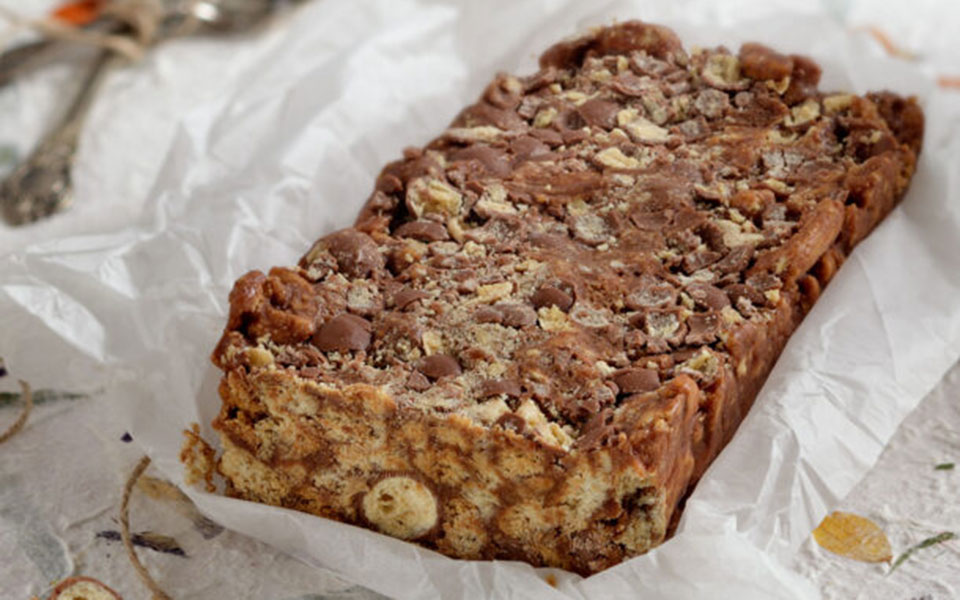 μπισκοτογλυκό-με-maltesers-562275325