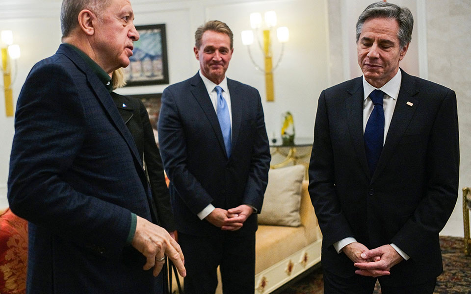 Μπρα-ντε-φερ Μπλίνκεν – Τσαβούσογλου για τη Σουηδία-1